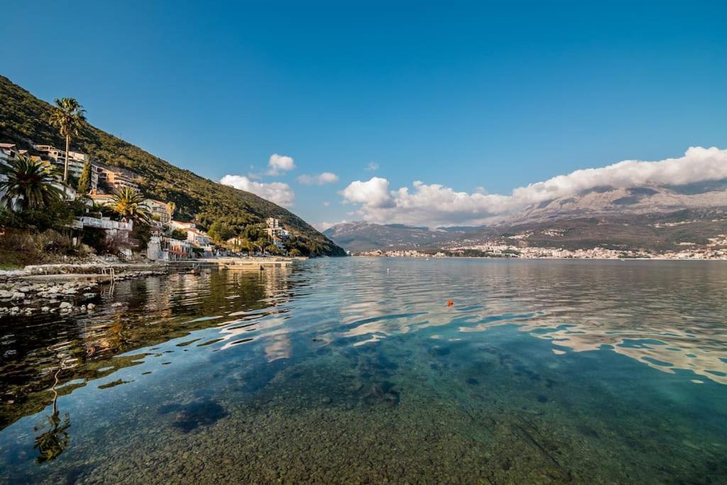 Detached Villa With Stunning Views In Njivice, Montenegro Exteriér fotografie