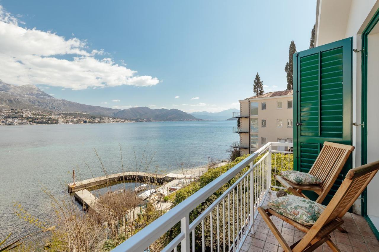 Detached Villa With Stunning Views In Njivice, Montenegro Exteriér fotografie